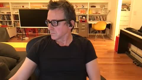 Snapshot of skyline3371 chatting on February 19, 2026, 3:13 am Skyline3371 online show from February 19, 2026, 3:13 am