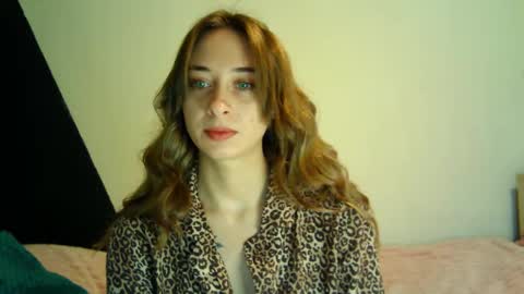 Snapshot of skyremnant chatting on February 21, 2026, 9:54 am skyremnant online show from February 21, 2026, 9:54 am