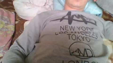 skyressie333 online show from January 6, 2025, 11:07 am