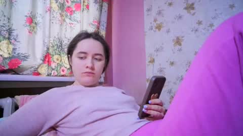 skyressie333 online show from January 15, 2025, 8:30 am