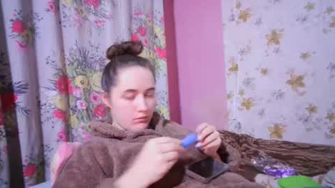 skyressie333 online show from January 16, 2025, 2:51 pm