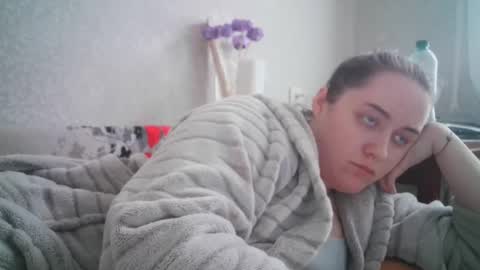 skyressie333 online show from March 4, 2025, 2:10 pm