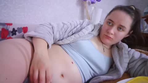 skyressie333 online show from March 6, 2025, 5:43 pm