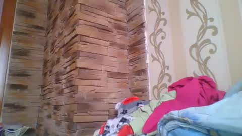 skyressie333 online show from November 17, 2025, 11:16 am