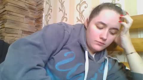 skyressie333 online show from January 19, 2026, 9:02 am