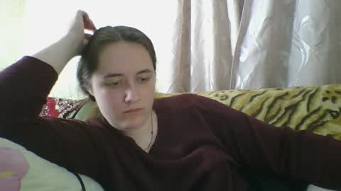 skyressie333 online show from April 17, 2026, 7:50 pm