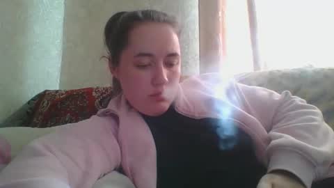 skyressie333 online show from April 24, 2026, 8:17 am