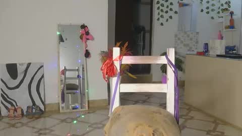 Bella online show from November 19, 2025, 12:10 am