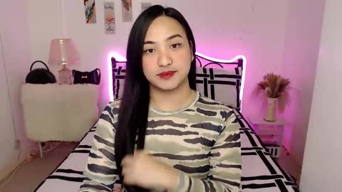 Queen Cyrine online show from January 12, 2026, 4:18 am