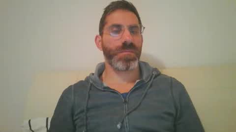 camboy online show from November 1, 2025, 11:18 pm