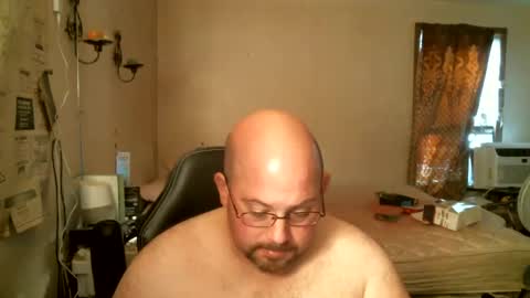 Snapshot of slavejim518 chatting on December 28, 2024, 6:50 pm slavejim online show from December 28, 2024, 6:50 pm