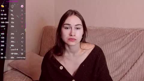 Snapshot of sleeeepy_af chatting on October 6, 2025, 9:34 pm Alice online show from October 6, 2025, 9:34 pm