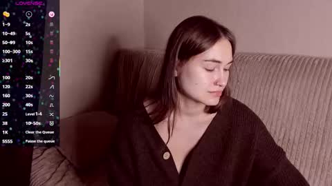 Snapshot of sleeeepy_af chatting on October 23, 2025, 6:02 am Alice online show from October 23, 2025, 6:02 am