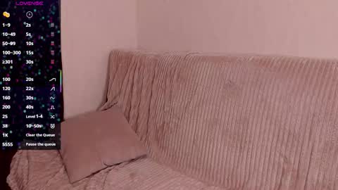 Snapshot of sleeeepy_af chatting on October 23, 2025, 9:24 pm Alice online show from October 23, 2025, 9:24 pm