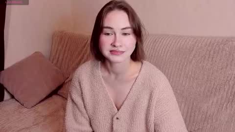 Snapshot of sleeeepy_af chatting on November 27, 2025, 1:57 pm Alice online show from November 27, 2025, 1:57 pm