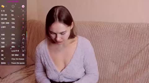 Snapshot of sleeeepy_af chatting on December 2, 2025, 7:20 pm Alice online show from December 2, 2025, 7:20 pm