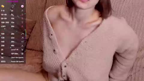 Snapshot of sleeeepy_af chatting on December 13, 2025, 7:53 pm Alice online show from December 13, 2025, 7:53 pm