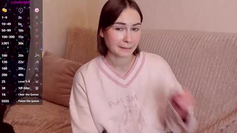 Snapshot of sleeeepy_af chatting on December 14, 2025, 4:23 pm Alice online show from December 14, 2025, 4:23 pm