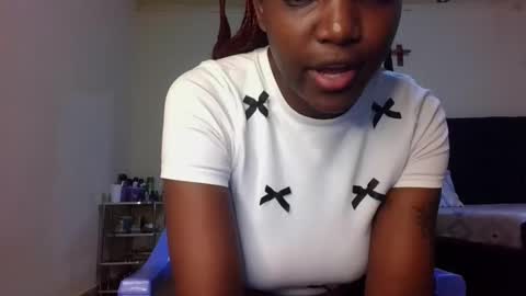 Snapshot of sleek_ass chatting on September 24, 2025, 8:23 pm sleek_ass online show from September 24, 2025, 8:23 pm