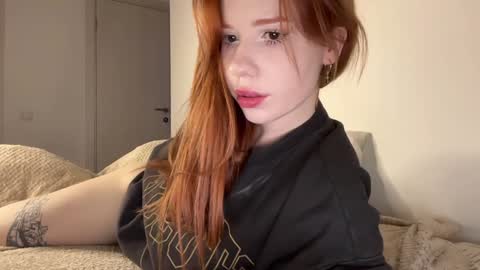 Snapshot of sleepycode002 chatting on February 9, 2026, 12:36 am JoO online show from February 9, 2026, 12:36 am