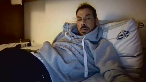 slevin online show from March 9, 2025, 9:25 pm