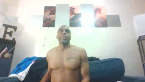 Slim8975 online show from March 17, 2026, 11:08 pm