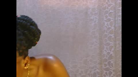 Snapshot of slim_girl01 chatting on October 4, 2025, 7:50 am slim_girl01 online show from October 4, 2025, 7:50 am