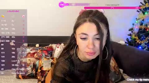 slim_jen online show from December 23, 2025, 8:34 am