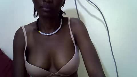 slim_kiteey online show from June 10, 2026, 10:19 pm