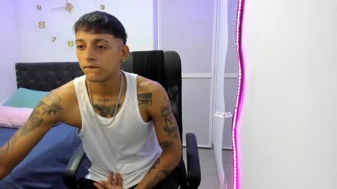 slim_master12 online show from December 3, 2024, 4:58 am