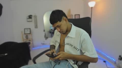 Snapshot of slim_master12 chatting on January 18, 2026, 2:59 am slim_master12 online show from January 18, 2026, 2:59 am