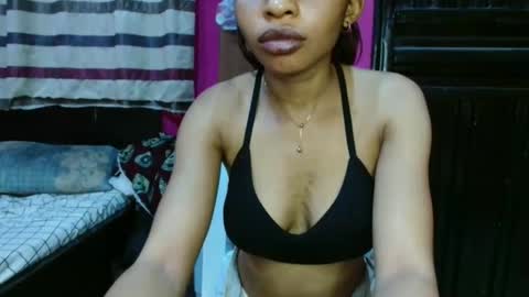 slimass31 online show from April 14, 2026, 12:49 am