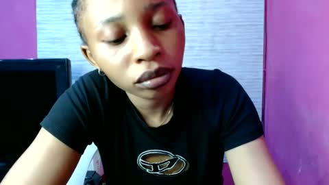 slimass31 online show from June 7, 2026, 3:27 pm