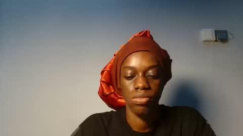 Snapshot of slimbaby16 chatting on November 4, 2025, 6:45 am Slim online show from November 4, 2025, 6:45 am