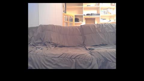 Snapshot of slimdizzy64 chatting on February 7, 2026, 6:33 pm slave drew or slut online show from February 7, 2026, 6:33 pm