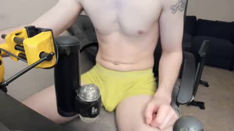 Snapshot of slimguerrilla chatting on March 9, 2025, 4:44 pm Slimguerrilla online show from March 9, 2025, 4:44 pm