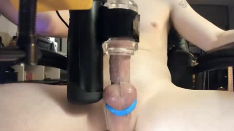 Snapshot of slimguerrilla chatting on November 8, 2025, 3:45 pm Slimguerrilla online show from November 8, 2025, 3:45 pm