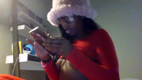 slimmmgooodiexoxo online show from December 3, 2024, 8:50 pm