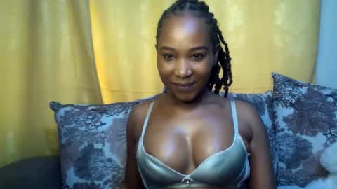 slimy_baiby online show from October 25, 2025, 7:27 am