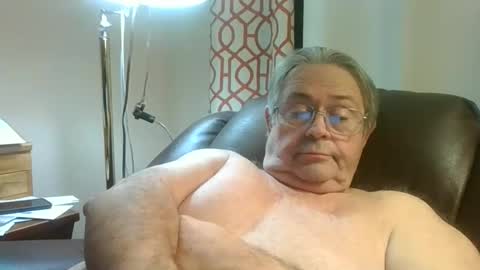 Snapshot of slippery_duck chatting on January 15, 2026, 12:37 am slippery_duck online show from January 15, 2026, 12:37 am