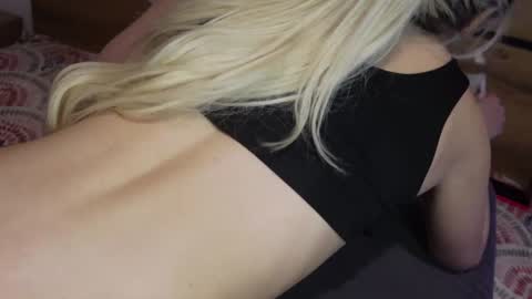 Snapshot of sloppy_slut_420 chatting on October 14, 2025, 7:03 pm Stiven and Laura online show from October 14, 2025, 7:03 pm