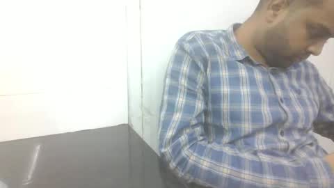 Snapshot of slothslav chatting on February 3, 2025, 5:51 am slothslav online show from February 3, 2025, 5:51 am