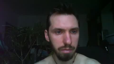 Snapshot of slowsportnaked chatting on January 22, 2025, 6:10 am slowsportnaked online show from January 22, 2025, 6:10 am