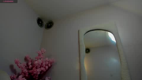 Snapshot of slut_milf4u chatting on October 25, 2025, 6:57 pm Paola online show from October 25, 2025, 6:57 pm