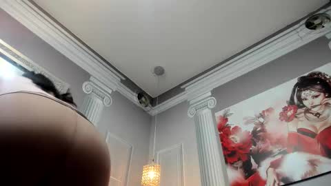 Snapshot of slut_milf4u chatting on November 15, 2025, 11:54 pm Paola online show from November 15, 2025, 11:54 pm