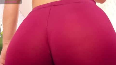 Snapshot of slut_milf4u chatting on March 21, 2026, 6:44 pm Paola online show from March 21, 2026, 6:44 pm