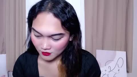 STELLA online show from December 4, 2025, 11:57 pm