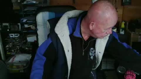 slutboybot online show from November 4, 2025, 10:03 am