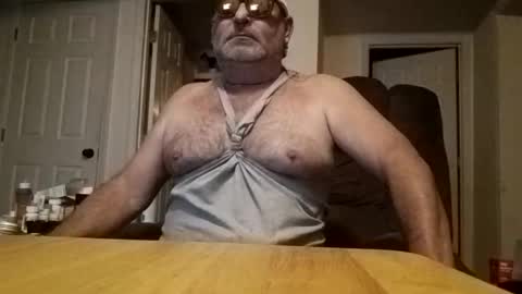 Snapshot of slutbreeze101 chatting on April 13, 2026, 2:50 am slutbreeze101 online show from April 13, 2026, 2:50 am