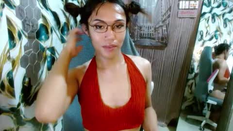 Snapshot of slutqueen_raz chatting on April 21, 2026, 2:51 am Raz online show from April 21, 2026, 2:51 am